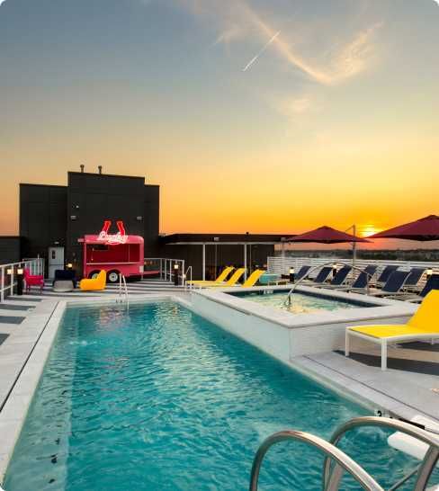 Swimming pool at Hub Lexington Upper